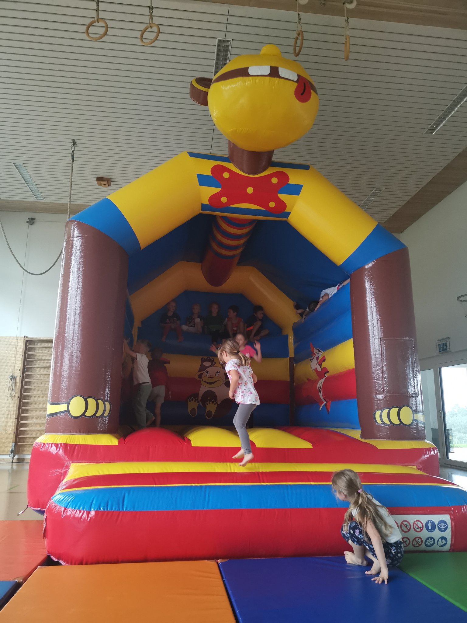 Hüpfburg Gaudi 2025